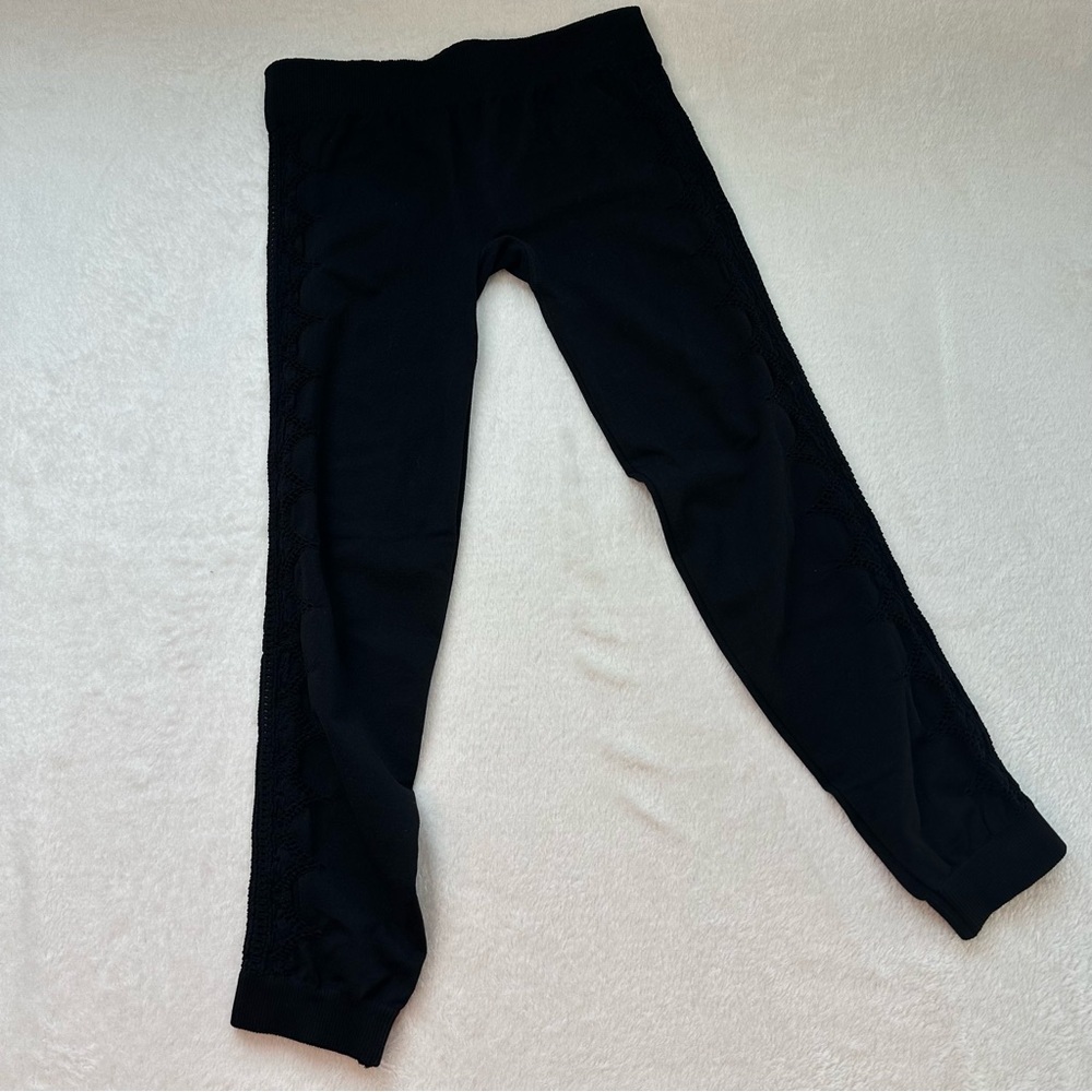 NWOT Free People Intimately Barely There Black Cutout Yoga Leggings - Picture 2 of 11